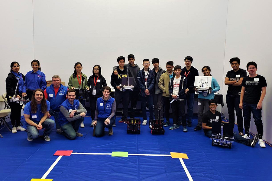 David Vilchis, alumno de Ingeniería Mecatrónica en el Tecnológico de Monterrey campus Toluca obtuvo el tercer lugar en la competencia internacional de robótica, Robofest 2019