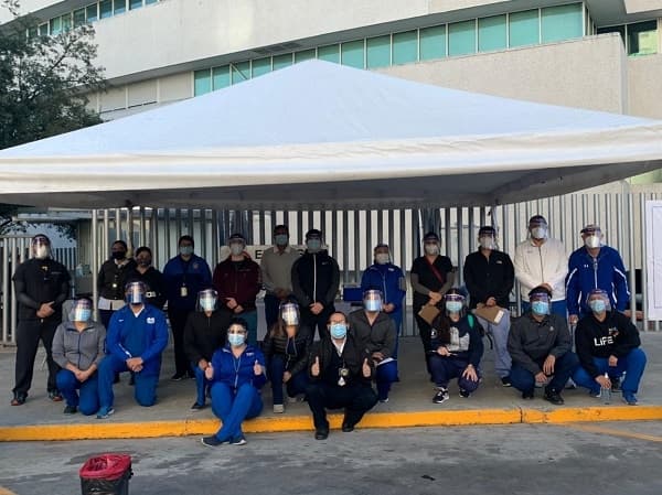Personal médico del campus Monterrey y de la Secretaría de Salud Estatal que participó en el drive thru de vacunación.