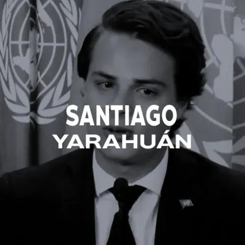 Santiago Yarahuán Licenciado en Derecho