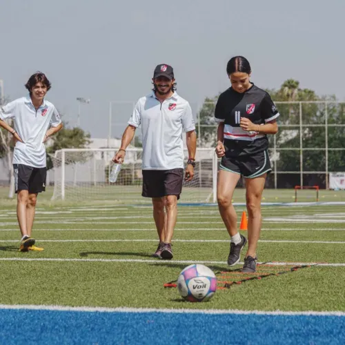 Entrenamiento en Centro Deportivo Borregos