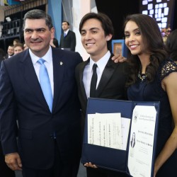 David Garza, Rector del Tec de Monterrey, con egresados de Diciembre 2017